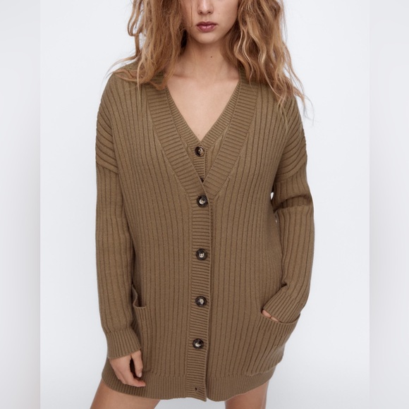 Zara Sweaters - ZARA OVERSIZED KNIT CARDIGAN